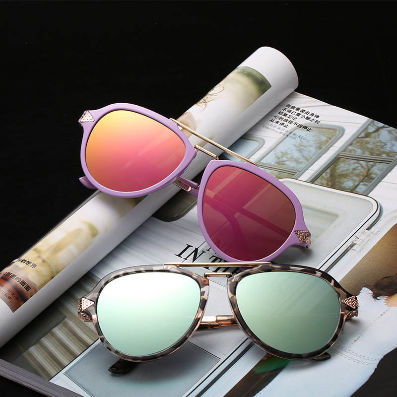 2019 men and women's new sunglasses fashion trend sunglasses dazzle arrow sunglasses spot wholesale