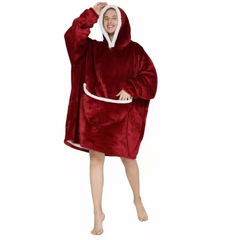 Cross-border lazy blanket, lambskin pullover, flannel sweatshirt, tv blanket, hooded lazy shirt, outdoor warm pajamas Application Scenario