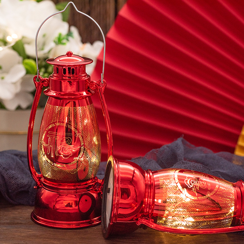 Red led wind lanterns, Spring Festival decorations, small oil lamps, portable electronic horse lanterns, Halloween candlesticks, bar atmosphere decoration