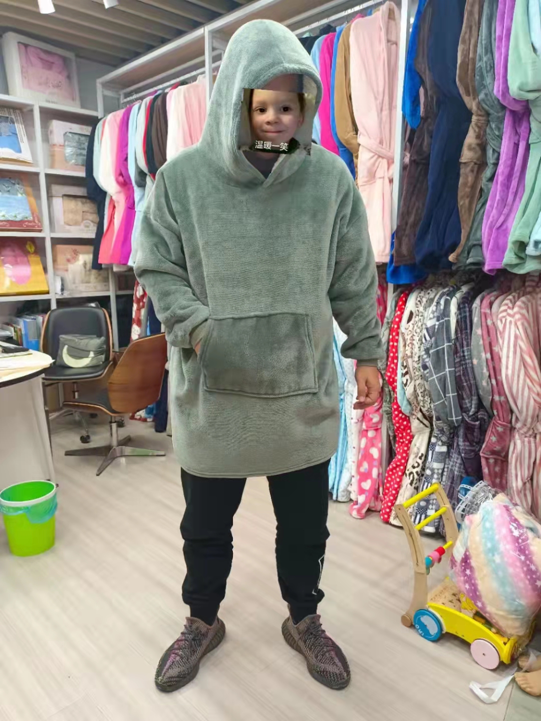 Cross border lazy blanket cordersleeve flanela sudadera tv tv blanket lazy con capucha pijamas térmicas al aire libre details Picture