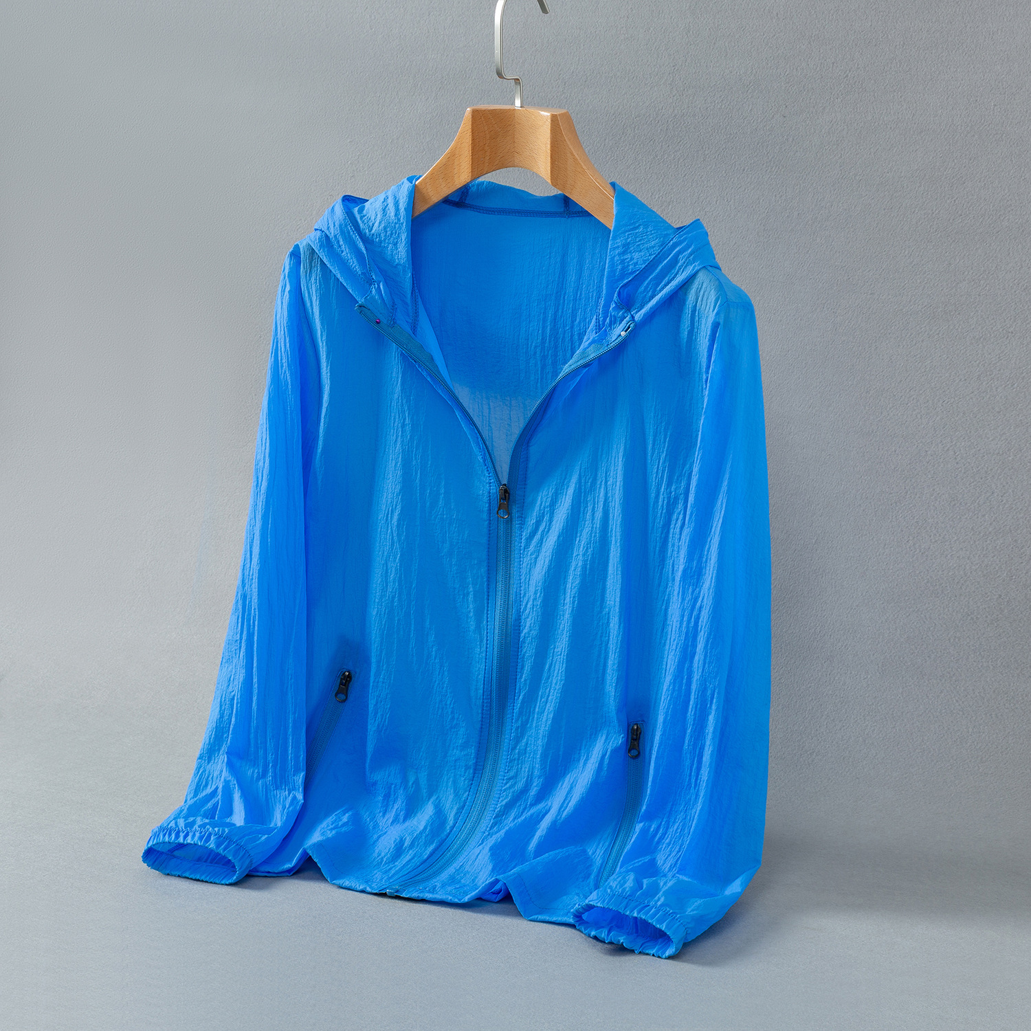 Cross-border fishing suits made of wrinkled fabric and breathable 2021 summer sun-protective clothing for couples, UV-resistant outdoor sun-protective clothing for men Application Scenario