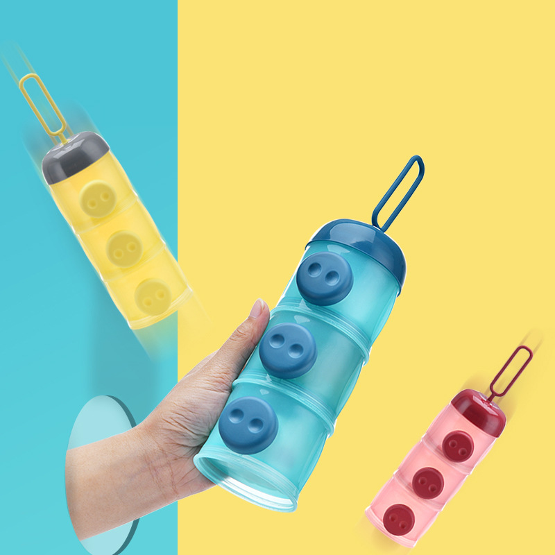 New cute little pig milk powder storage box, baby hand-held three-layer milk powder box, portable milk powder compartment with wristband