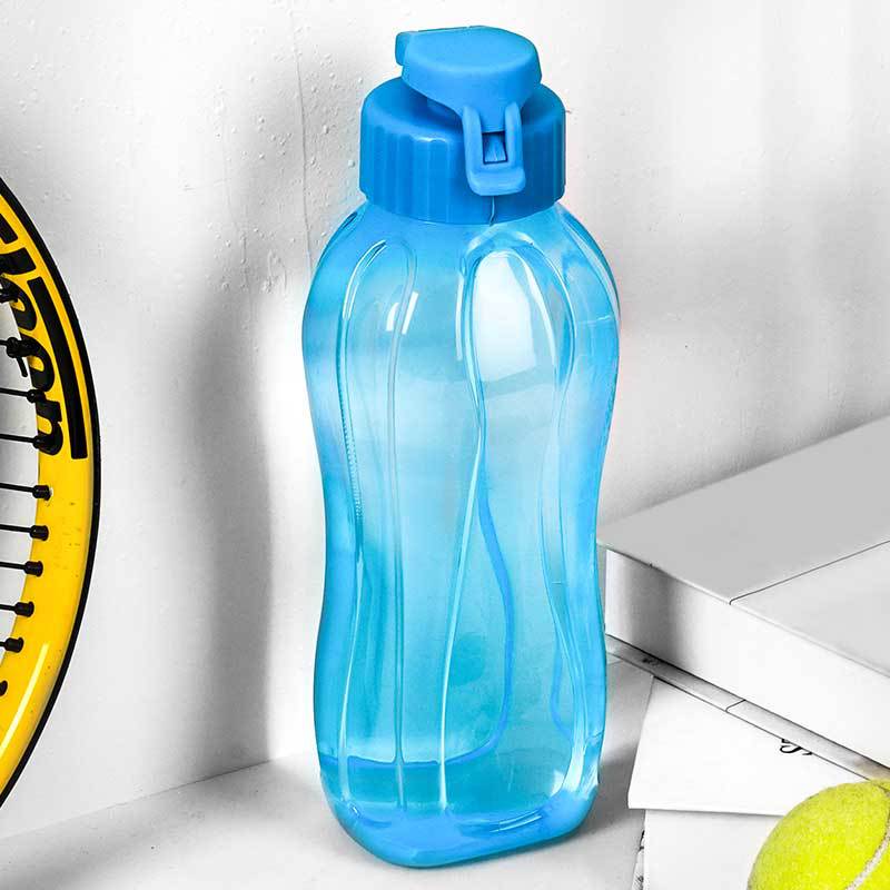 X49-P-19 large-capacity PP BPA-free plastic water cup, portable large outdoor sports water bottle, creative cup Application Scenario