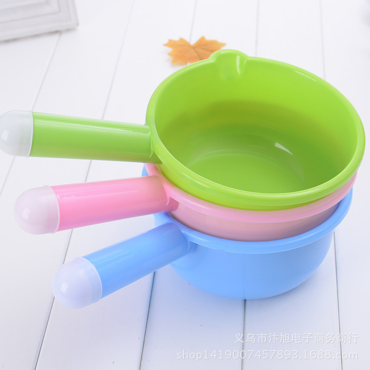 Colorful water spoons, home kitchen water spoons, one-yuan and two-yuan stores, daily necessities wholesale