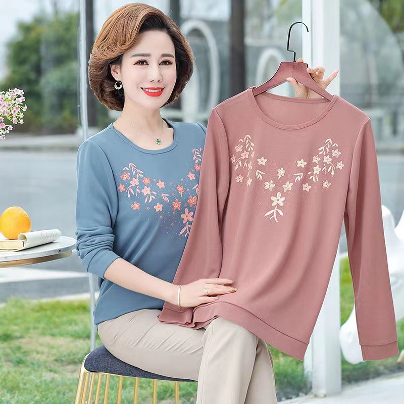 Middle-aged and elderly mothers dress Spring 2022 new bottom shirt, Women's T-shirt, long sleeves, middle-aged women's dress, stylish, loose and large