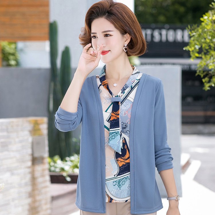 Mother spring sweater jacket middle-aged and elderly women's long-sleeved bottom small shirt false two outside wearing mom thin sweater