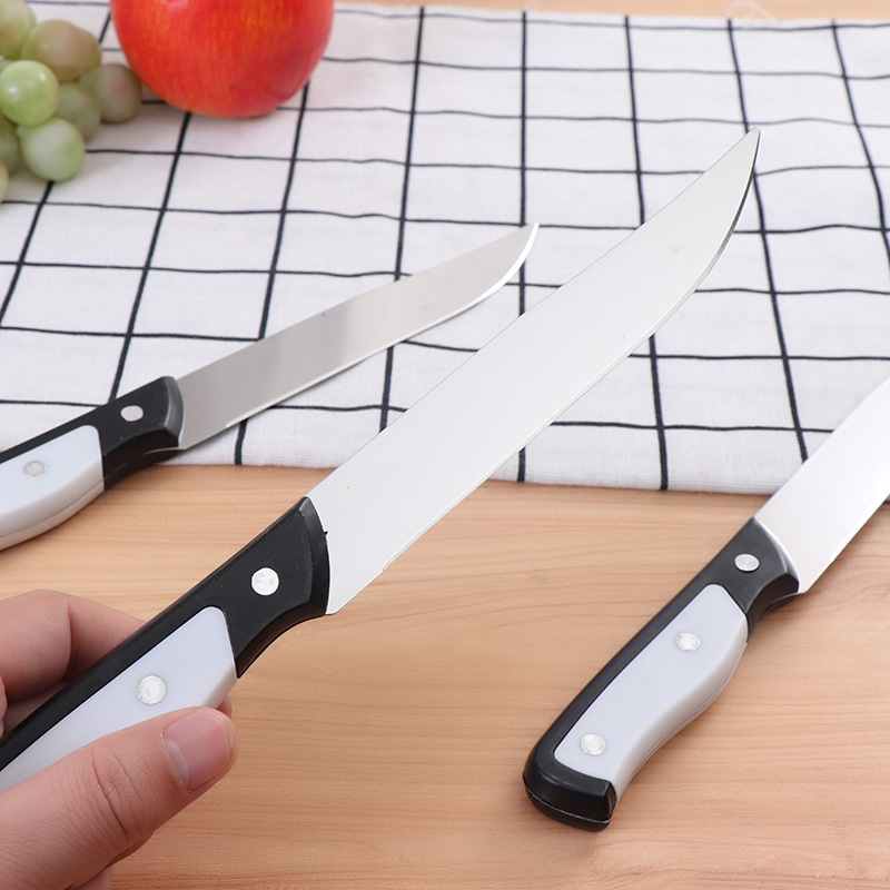 309 stainless steel fruit knife 2-yuan store, family street stall supermarket, black and white handle fruit knife wholesale Application Scenario