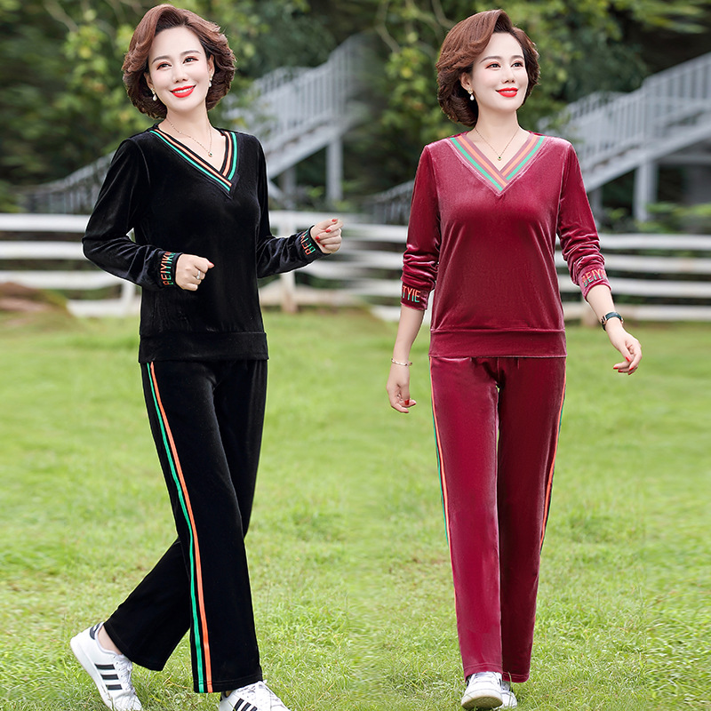 Velvet sports suit middle-aged and elderly women's spring new mother wear two pieces of leisure sports wear spring and autumn wear