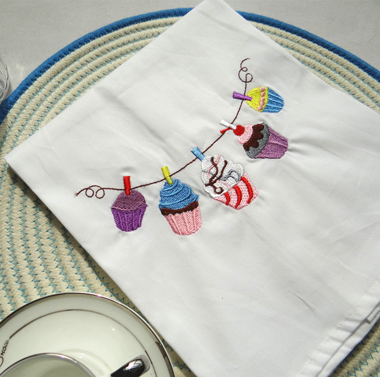 Home fabric embroidered napkins, baking food, Western cuisine background cloth, white napkins, decorative accessories, towels, etc. details Picture