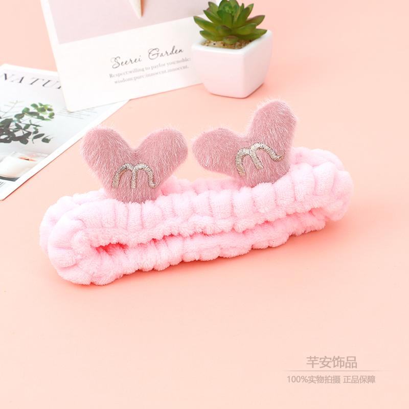 Korean Cute Cartoon English Letters Deer Horns Headband Girl Makeup Remover Face Wash Headband Sweet Creative Headband Application Scenario