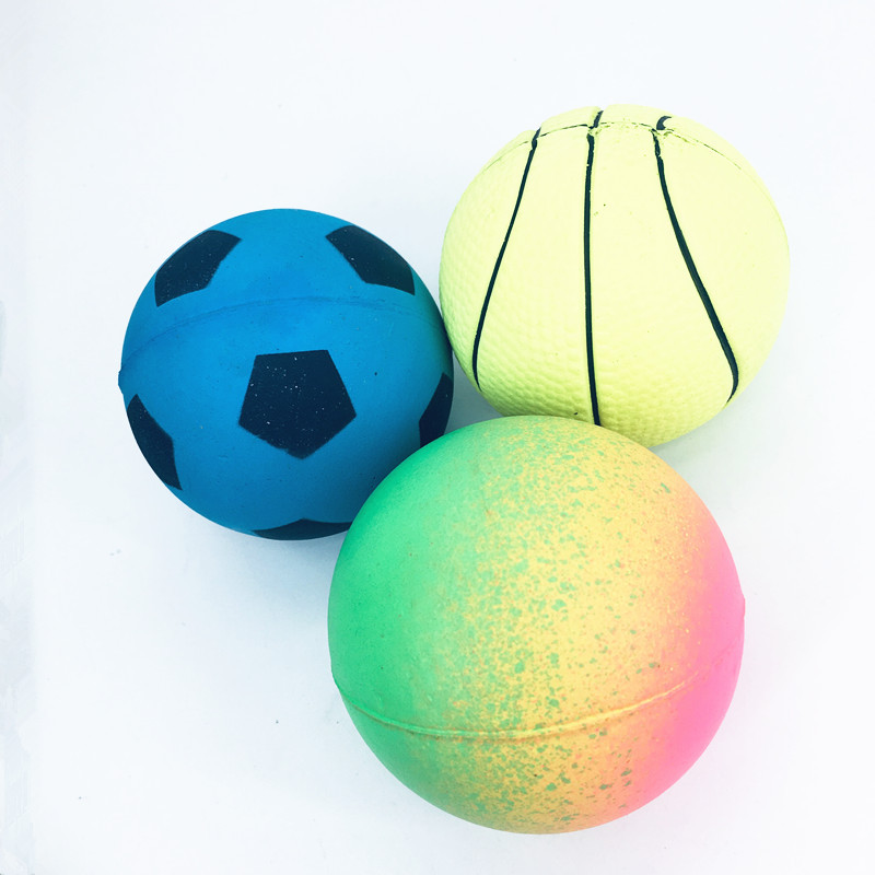 Factory direct sales of 6.3 cm elastic rubber solid balls for pet toys. The elastic balls are strong and chewy. Wholesale special offer Item Picture