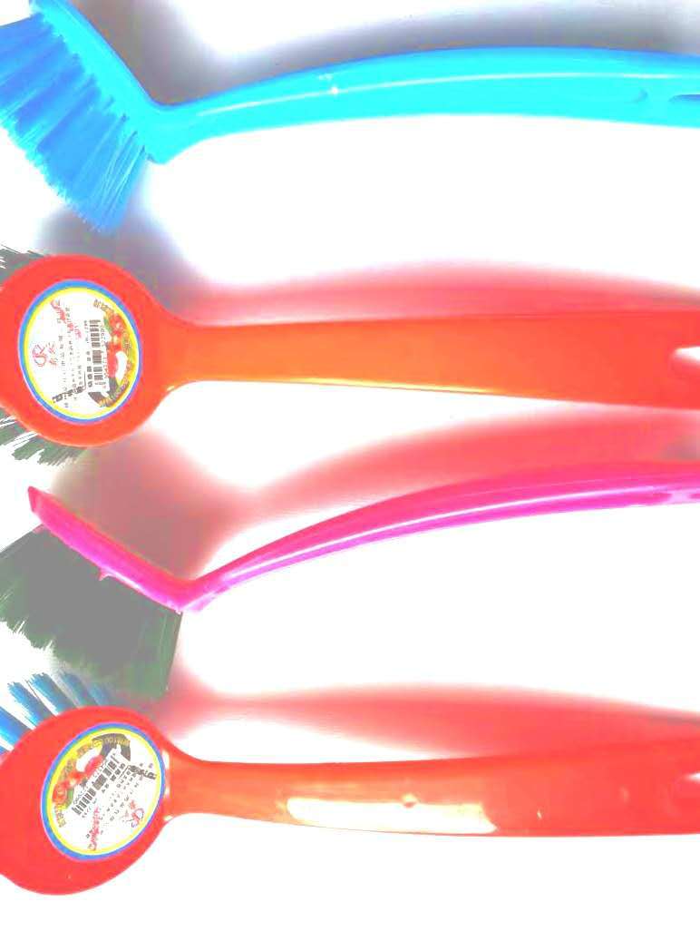 Pot washing brush, long-handled brush, cleaning brush, small pot washing brush, sink and stove cleaning brush, two-yuan store, street stall, night market Application Scenario