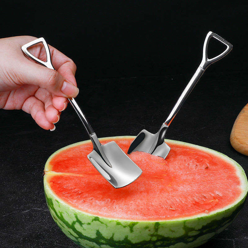 Stainless steel shovel spoon, retro internet-famous tableware, watermelon ice cream, honey gift, creative and personalized spoon Application Scenario