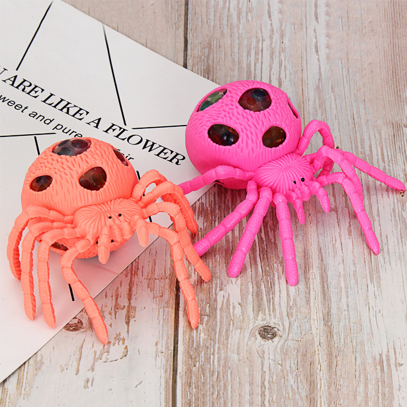 Wholesale of adult and children's prank toys for stress relief, pinching fun, grape balls for venting, spider gold powder venting balls full figure