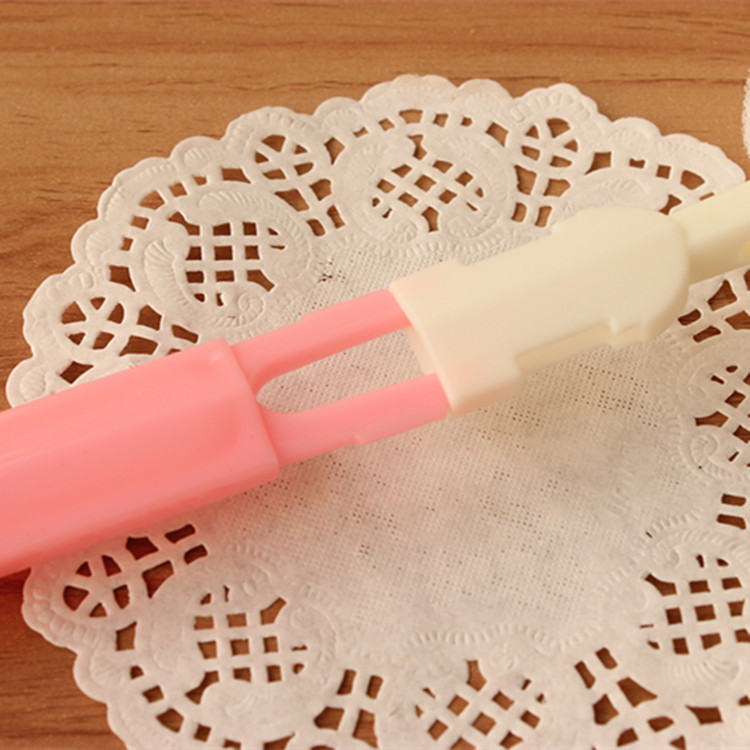 Sponge cleaning cup brush, long-handled insulated cup brush, detachable cup cleaning brush Application Scenario