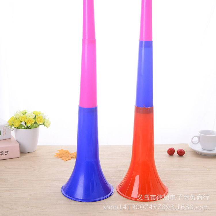 Three large telescopic loudspeakers to cheer, 60cm movable children's toy plastic match, fans vuvuzela Application Scenario