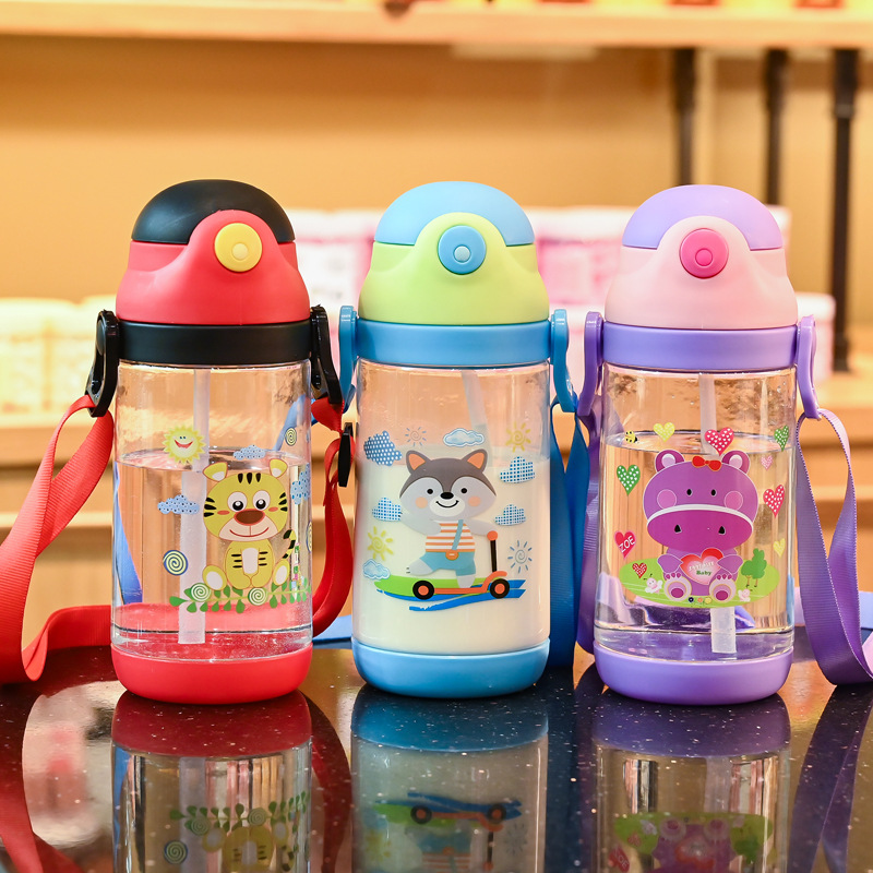 X39-1921儿童可爱幼儿园小学生吸管杯便捷塑料卡通背带大容量杯子