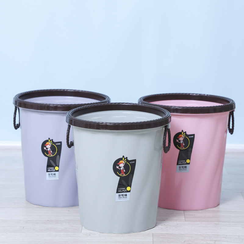 Household pressure ring handle trash can, Nordic style simple hotel trash can, heart-shaped handle trash can Application Scenario