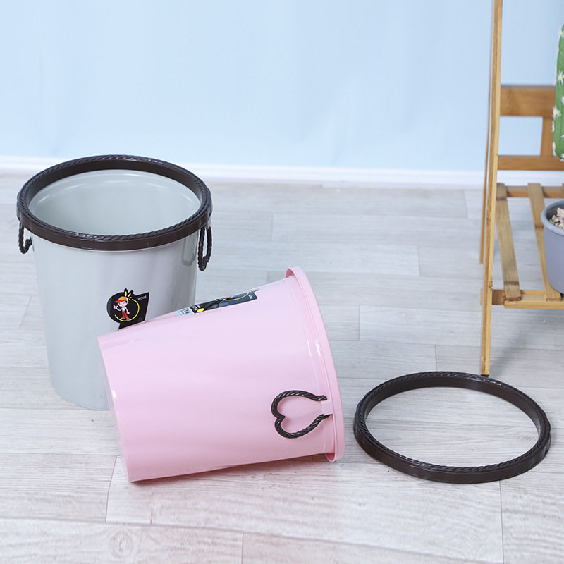 Household pressure ring handle trash can, Nordic style simple hotel trash can, heart-shaped handle trash can details Picture