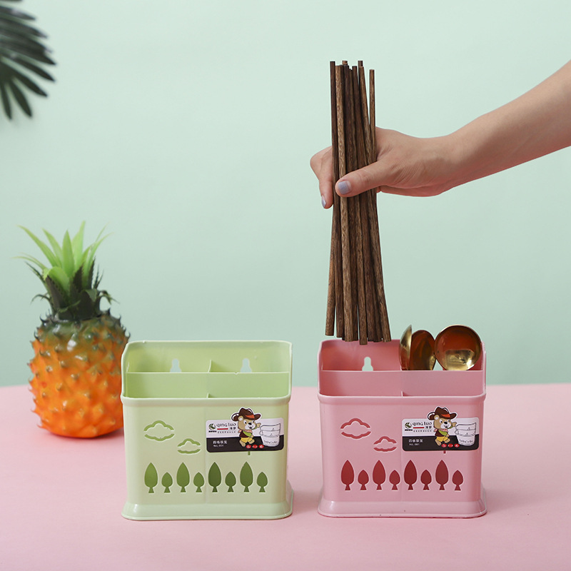 Supply of cartoon four-grid 筷笼 chopstick holder plastic thickened Nordic multi-functional chopstick cage for home and commercial use Application Scenario