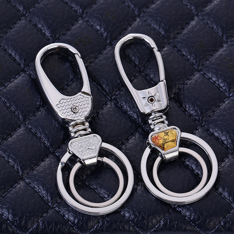 Factory direct supply of Pinsheng simple double-ring keychains, men's metal car keychains, 2-yuan store wholesale Application Scenario