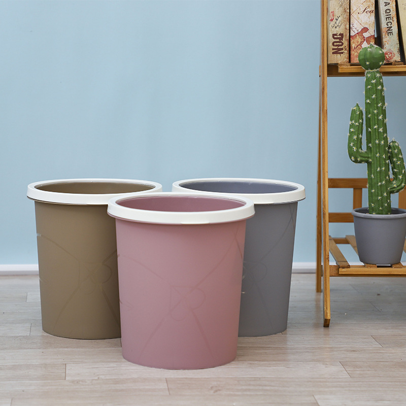 Q803 integrated plastic trash can with pressure ring, household sanitary bucket, garbage basket, integrated flip cover and pressure ring trash can Application Scenario
