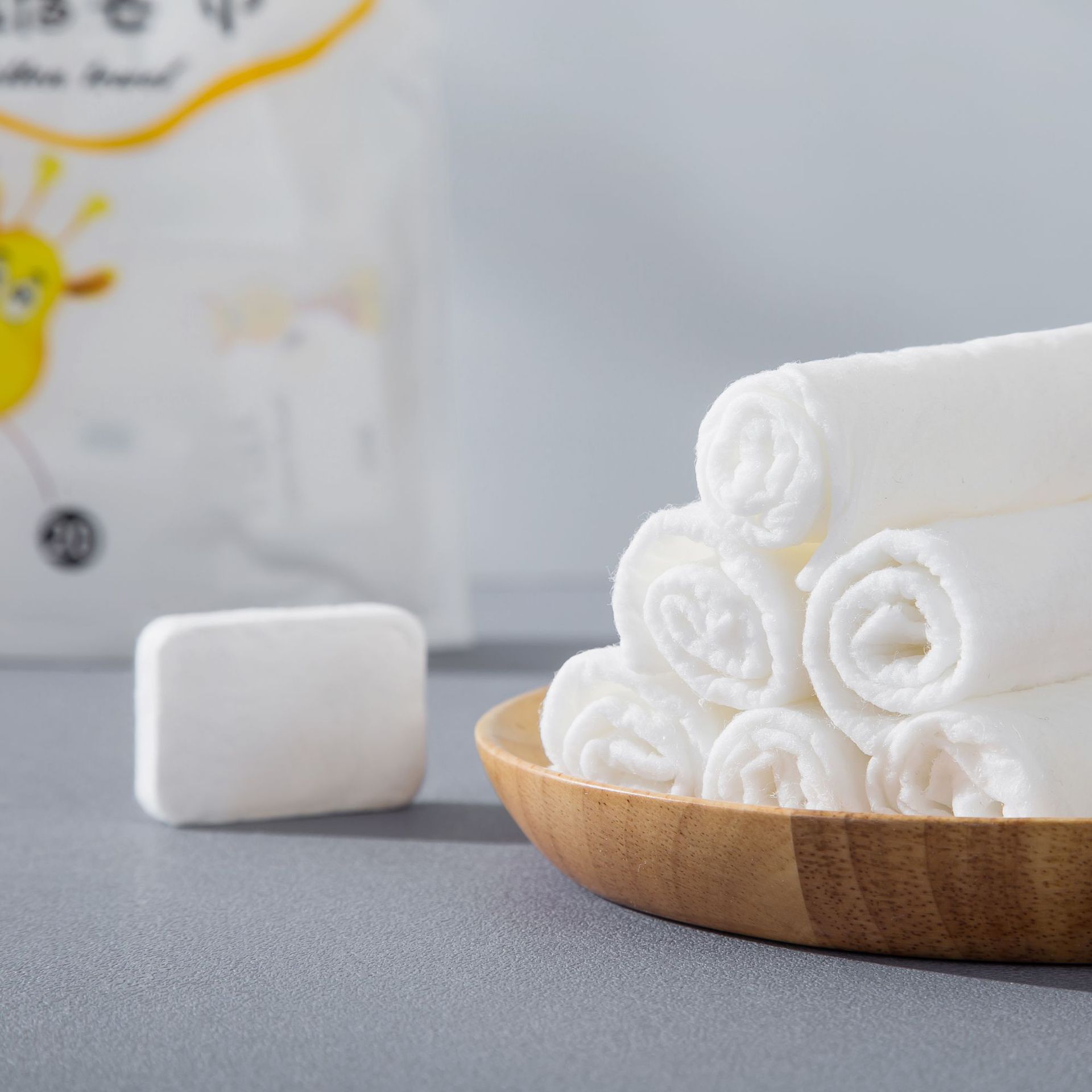 Popular disposable face towels, travel pure cotton compressed towels, enlarged and thickened bulk stock Item Picture