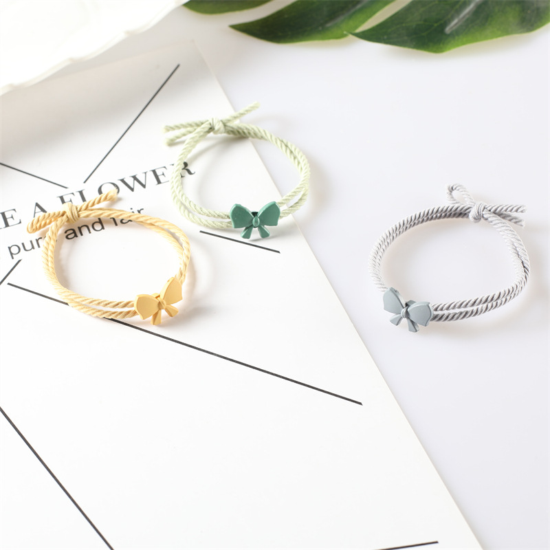 Wholesale of twisted bow ties, hair bands, twisted strings, bow ties, hair ties, rubber bands, hair accessories, and high-elasticity hair bands Application Scenario