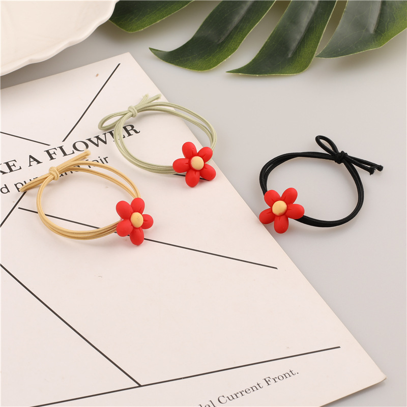 New small red flower hair band, five-petal flower cartoon flower hair tie, hair tie rubber band, high-elasticity braided hair tie Application Scenario