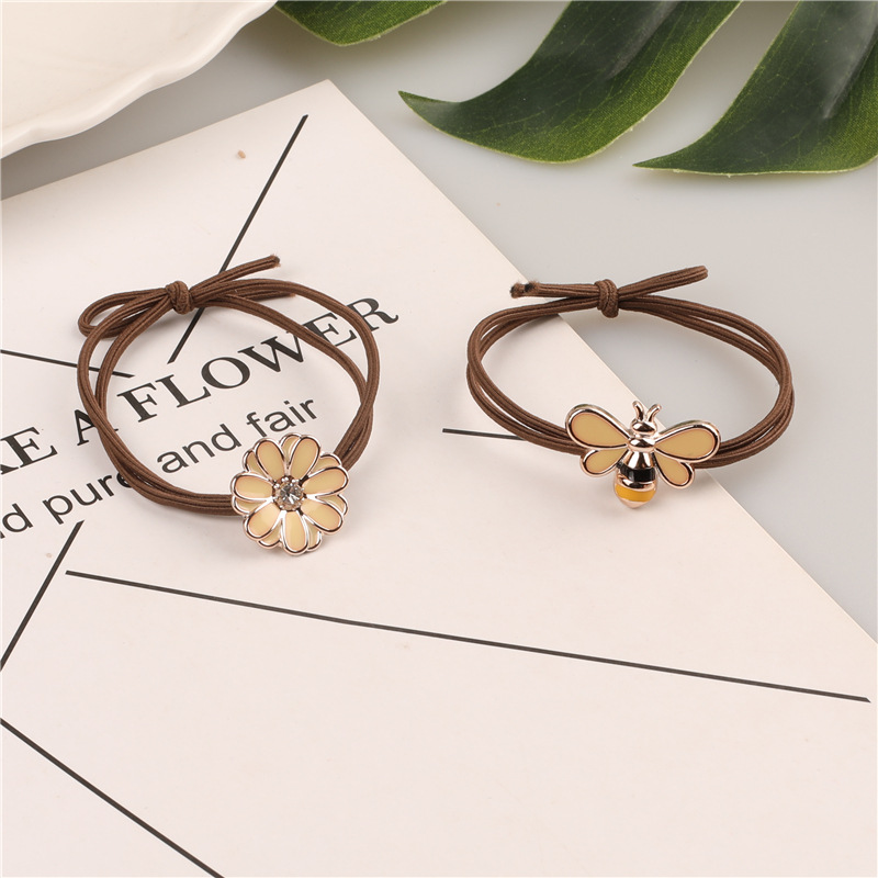 Wholesale supply of Korean style Instagram popular hair bands, bee + flower hair ties, high-elasticity hair ties, rubber bands and hair accessories