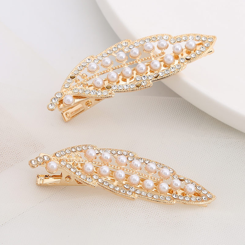 2021 New feather leaf hair clip, bangs clip, diamond zircon, shiny and fashionable pearl edge clip, popular hair accessory for women