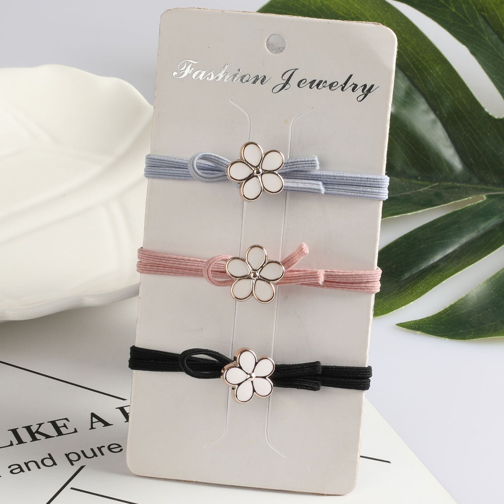 Korean version simple five-petal flower hair band, popular hair tie, flower hair tie, women's hair tie, rubber band wholesale supply in Yiwu