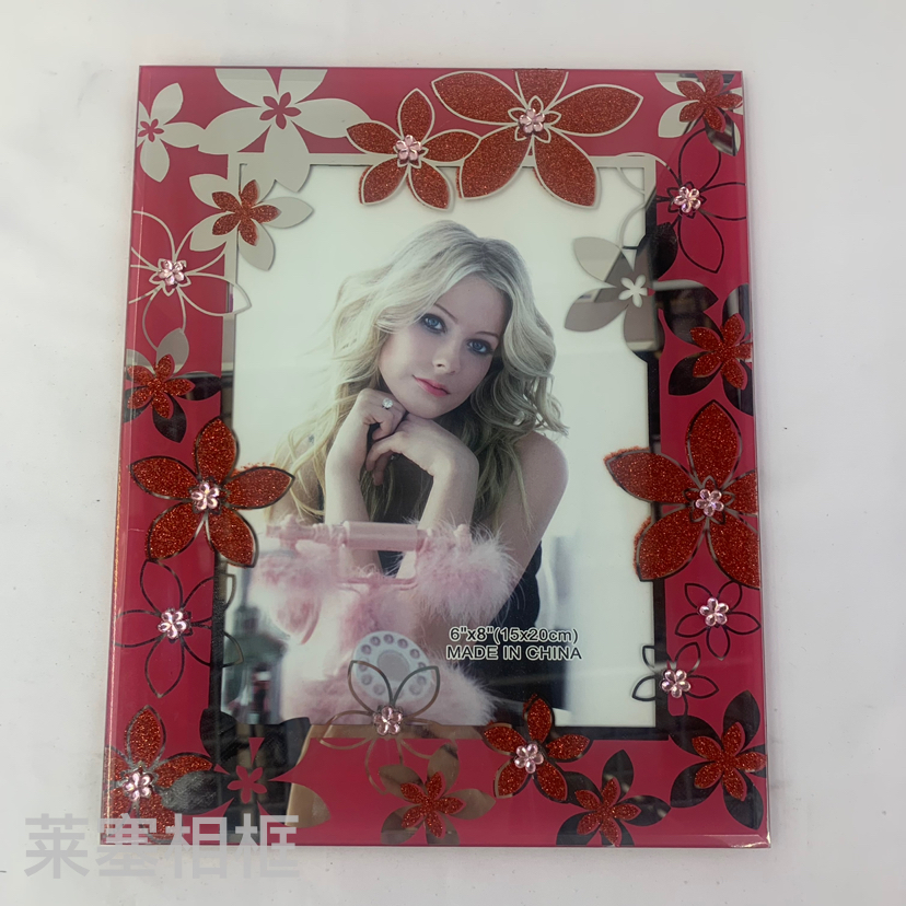 Creative design style floral ornaments with diamonds, home decoration, living room and bedroom handicrafts, photos, glass photo frames Application Scenario