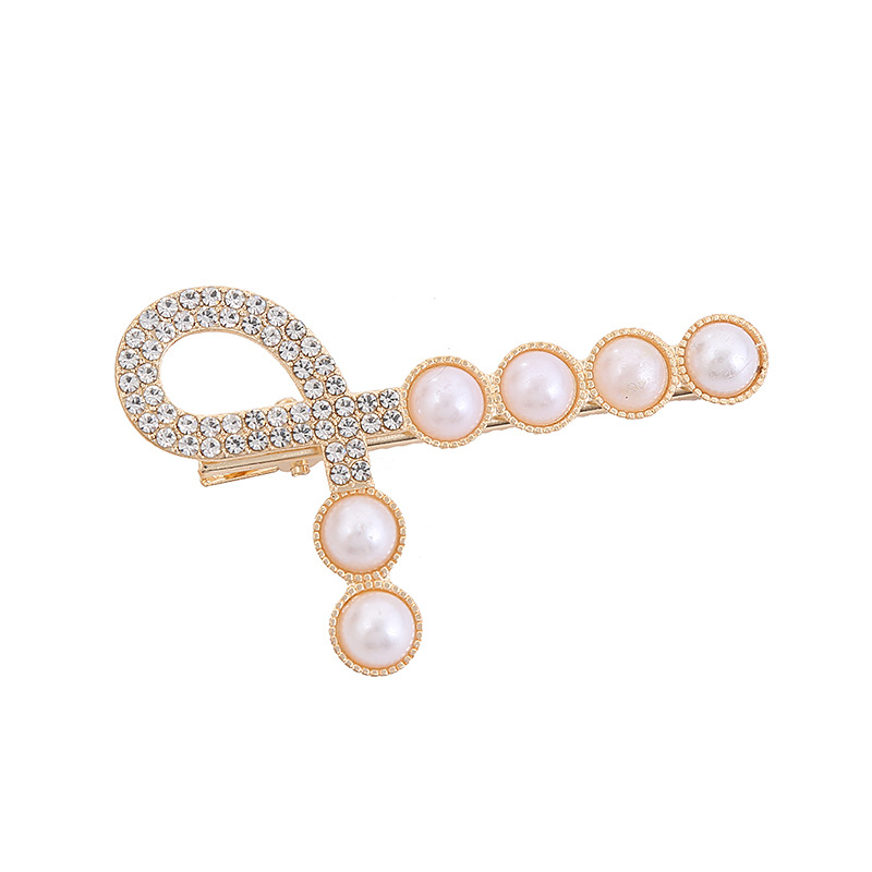 مشابك الشعر الأحمر من شبك اللؤلؤ المقلوب Item Picture