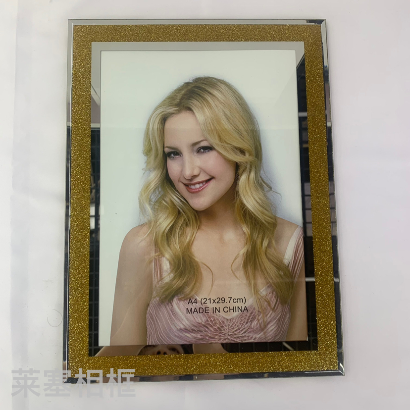 Flash silver pink single-sided silver decorative items, creative home decoration, living room and bedroom handicrafts, photos, glass photo frames Application Scenario