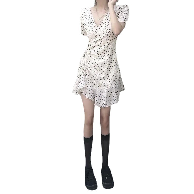 A cute and sweet floral irregular drawstring dress with a unique design sense, a V-neck short-sleeved early spring new style dress Item Picture