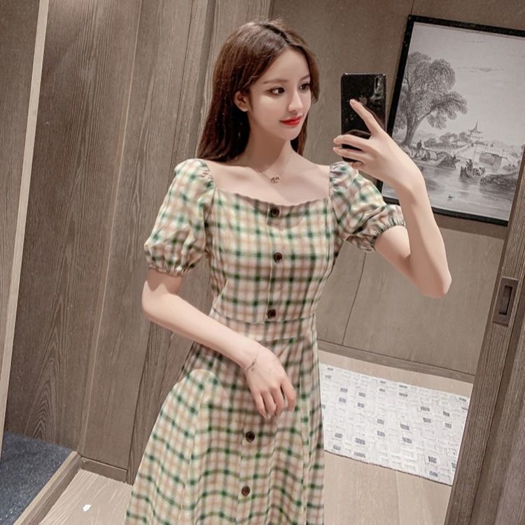 This 2022 summer new square-neck checkered puffed sleeve French retro knee-length dress is elegant, fashionable, waist-cinching and slimming Specification image