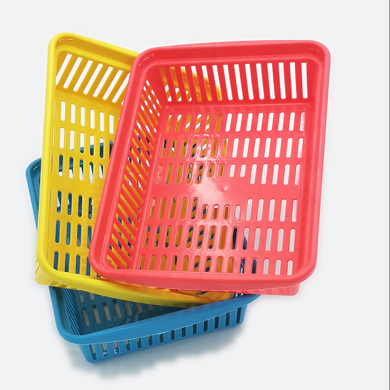 I1744 6801 Square storage basket, miscellaneous snacks storage box, daily necessities, Yiwu, 2 yuan Application Scenario