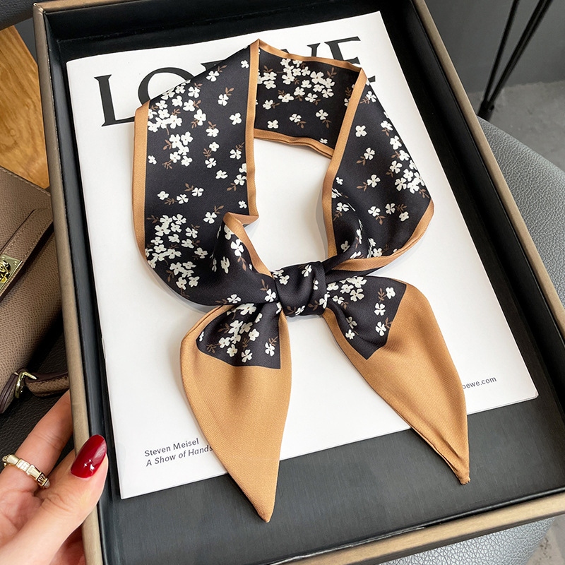 Flower Korean Version Small Floral Pattern Decoration Collarbone Scarf Thin Narrow Long Headband Neck Dual-Use Fashion Tie Bag Application Scenario
