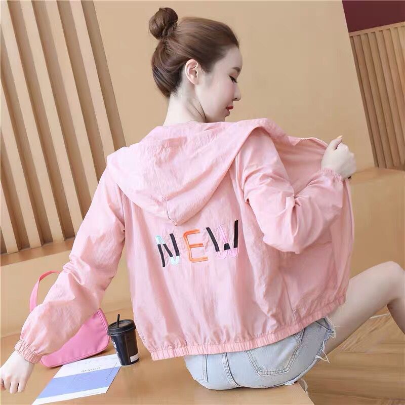 Embroidered English sun-protective clothing for girls in 2022, versatile sun-protective clothing for girls, student uniform in Korean style, thin and loose mesh jacket details Picture