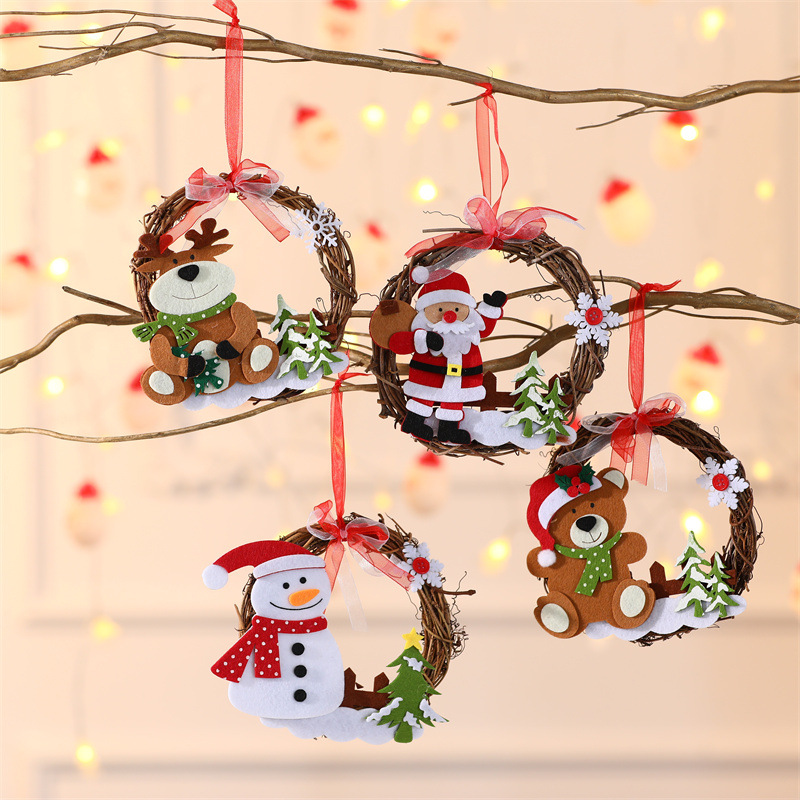 Christmas decorations trumpet wreaths Rattan wreaths party window decorations small pendants