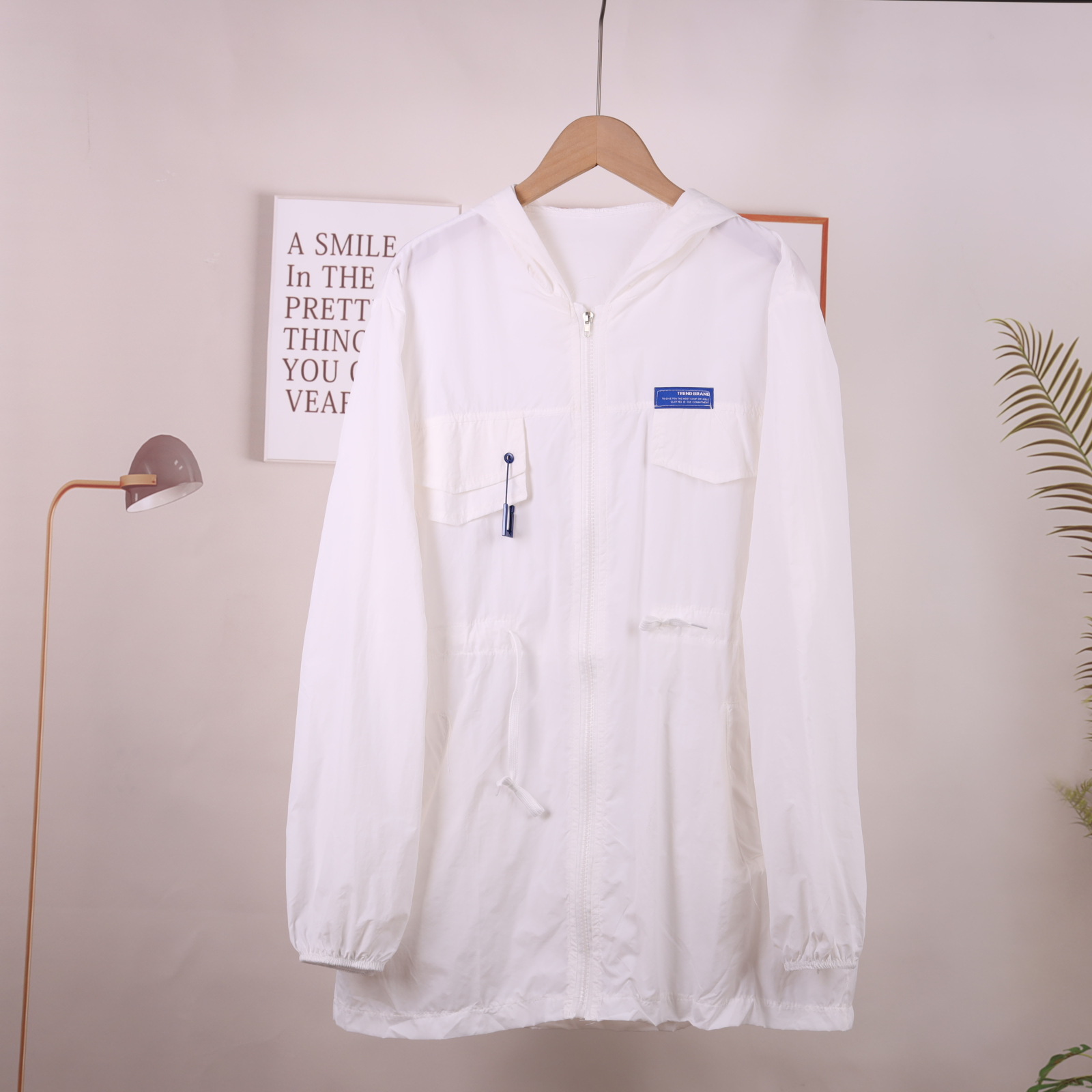 The 2022 new style of loose, casual and sun-protective outerwear for junior and senior high school students in Korean style Item Picture