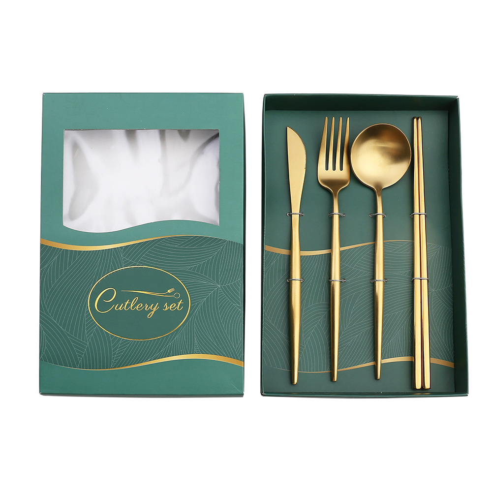 A Amazon 304 stainless steel Western steak knife, fork and spoon gift box set, hotel matte gold Portuguese tableware Application Scenario