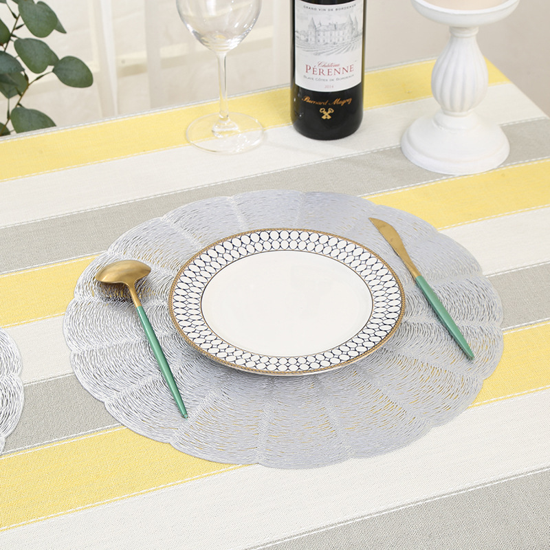 Nordic pvc circular radial C placemats, perforated heat insulation pads, new household table MATS, creative Western placemats wholesale full figure
