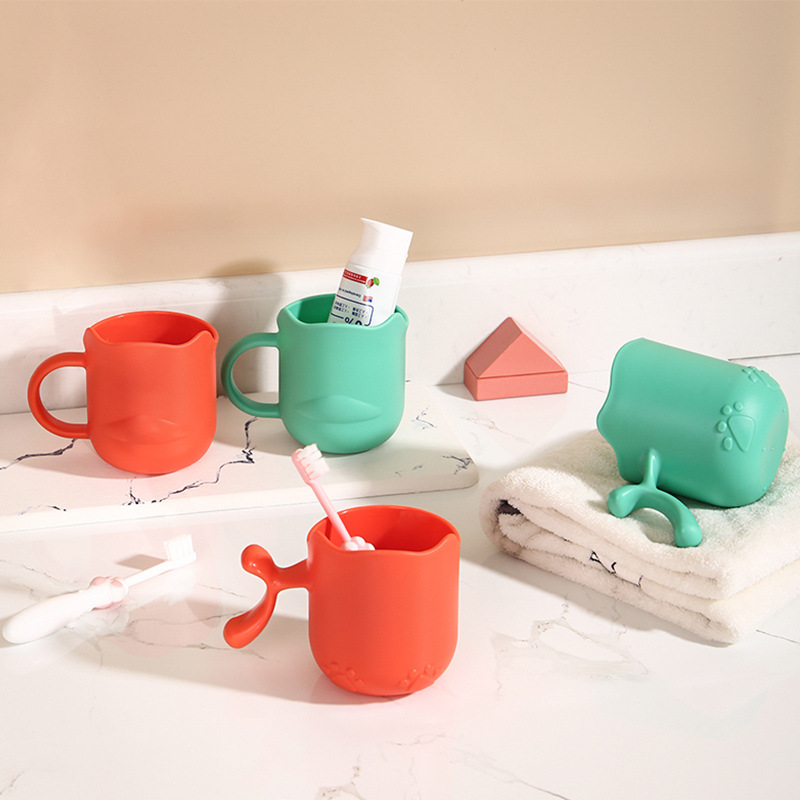 Cute and creative baby mouthwash cup for boys and girls, thickened children's home brushing and mouthwash cup