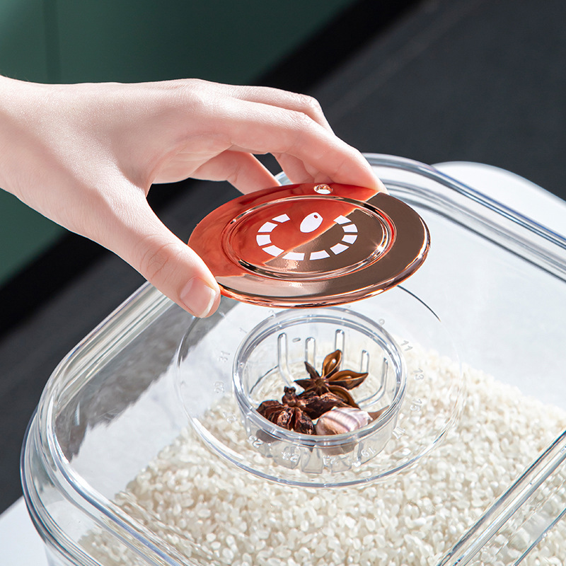 X127-8290 transparent magnetic storage rice bucket, household kitchen sealed storage large-capacity box, rice jar, insect-proof and moisture-proof Application Scenario