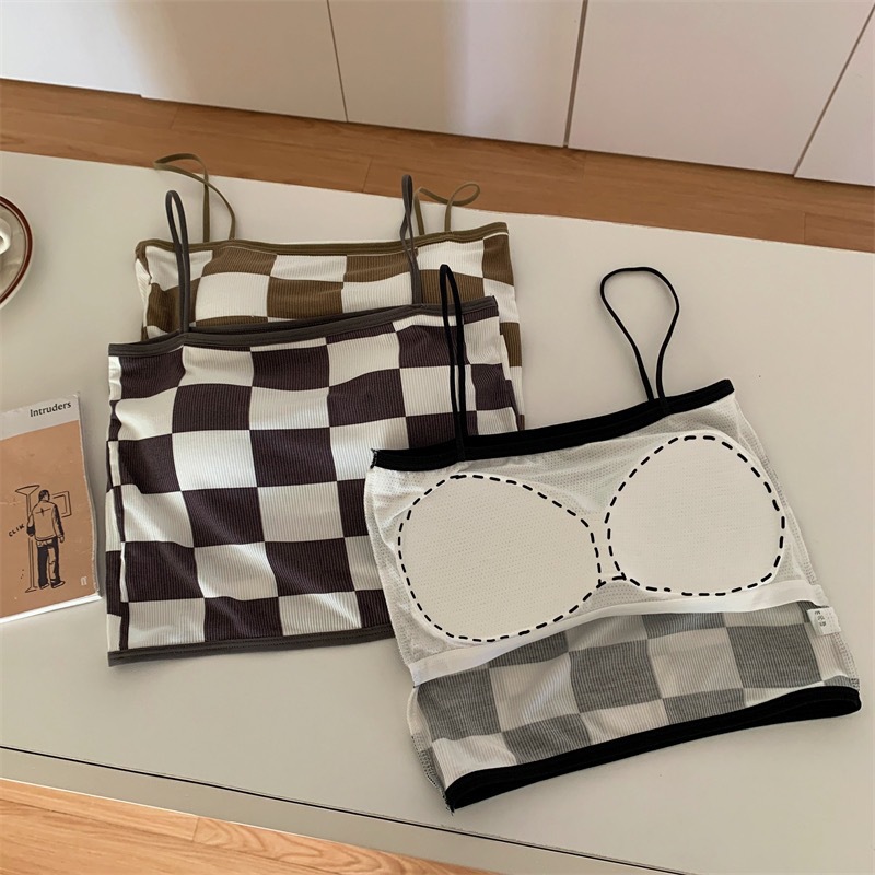 New Hong Kong-style checkered halter top, fixed one-piece cup, pure cotton chest wrap, elastic base layer, outerwear for ladies Application Scenario