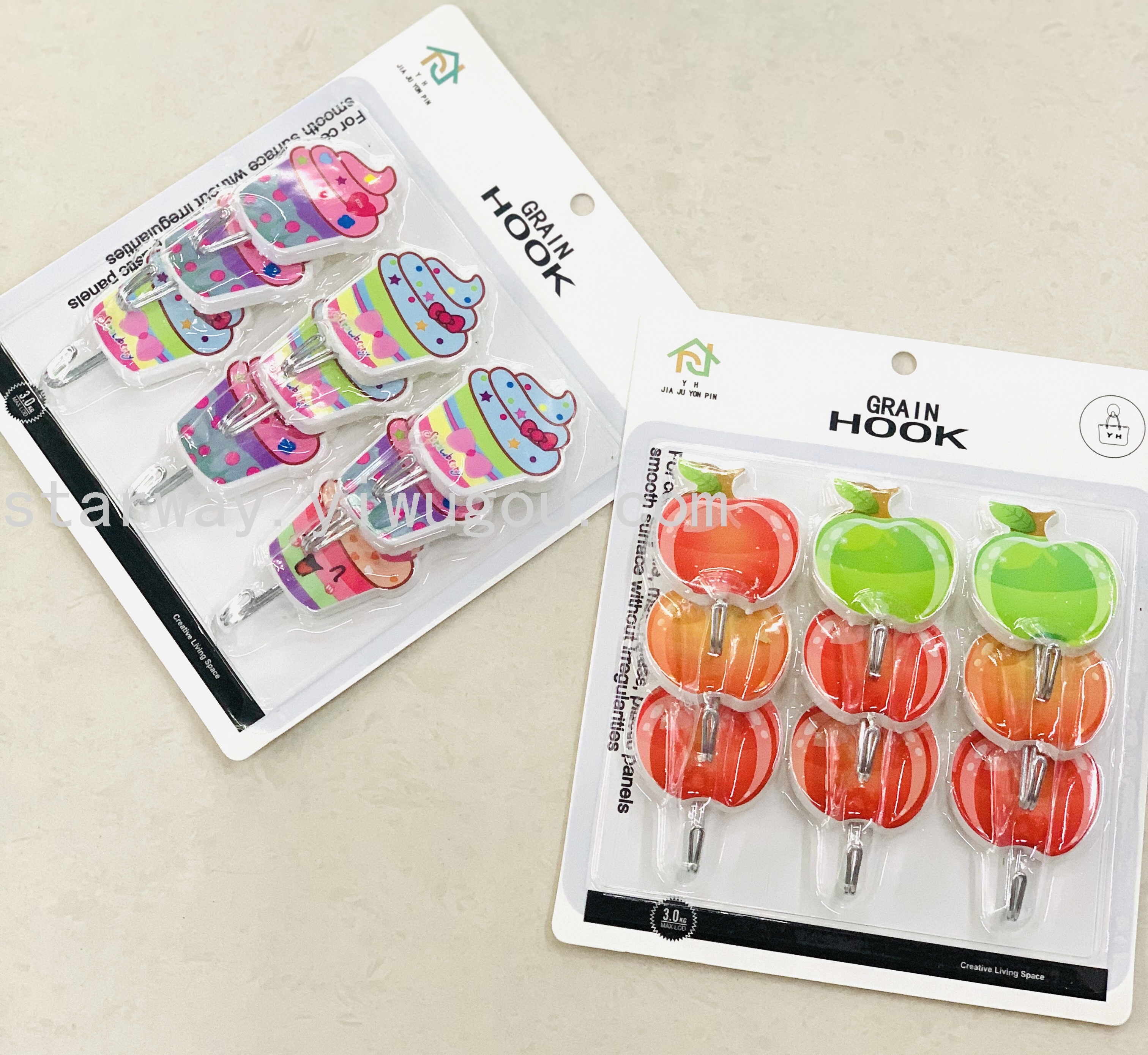 Fruit sticky hook, cartoon sticky hook, strong sticky hook, no-drilling sticky hook, convenient sticky hook, card suction sticky hook Application Scenario