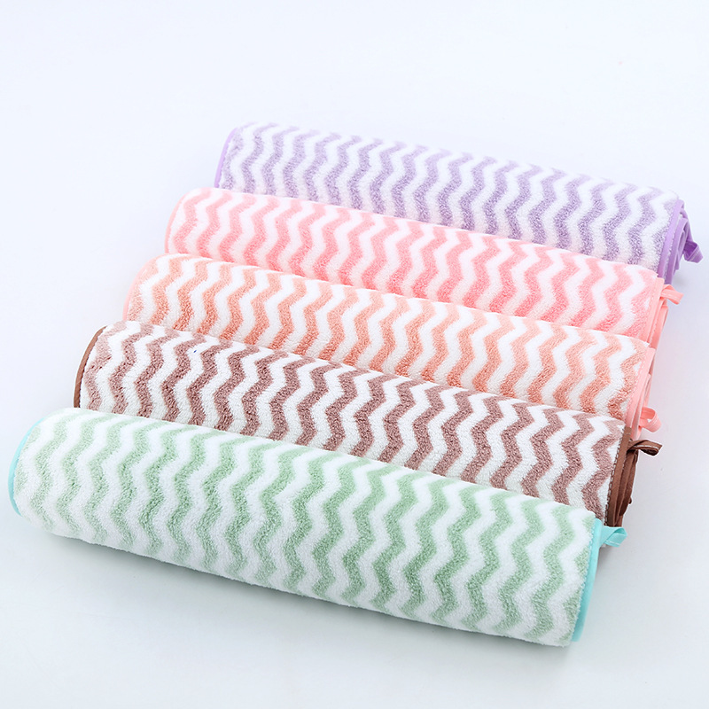 Wavy coral fleece cleaning face towel, bath towel, baby and toddler bath towel details Picture