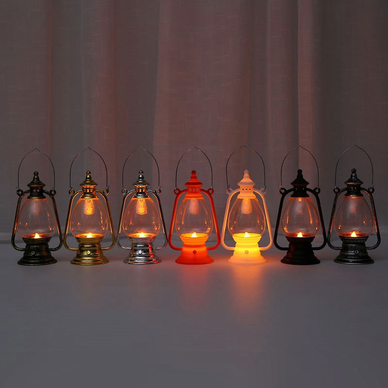 Cross-border new LED electronic candles, Halloween decorations, retro hand-held small horse lanterns, wind lanterns, palace lanterns, and craft gifts details Picture